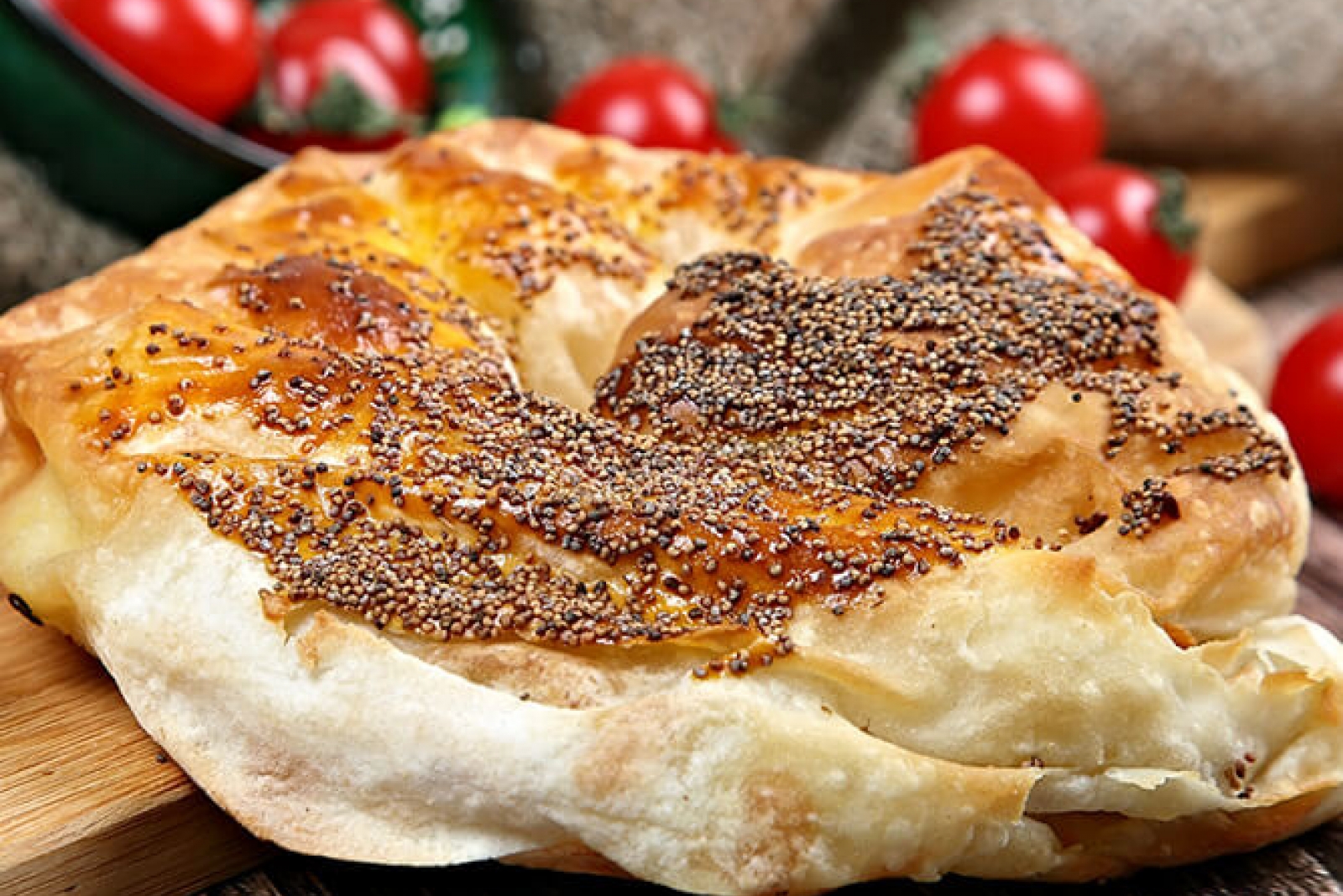 PATATESLİ GÜL BÖREĞİ